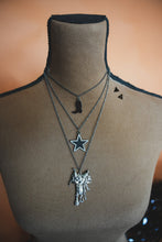 Load image into Gallery viewer, BLAZIN&#39; SADDLE NECKLACE
