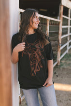 Load image into Gallery viewer, STOLEN SADDLE TEE [XL-3X ONLY]
